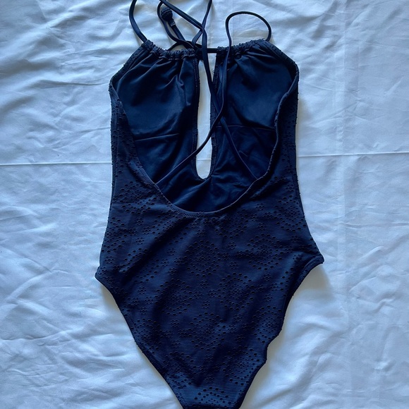 NWOT Aerie Eyelet One-Piece Swimsuit - Picture 4 of 9